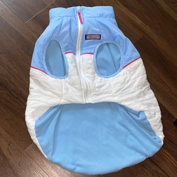 Vineyard Vines Blue and White Quilted Dog Jacket - Picture 2 of 9